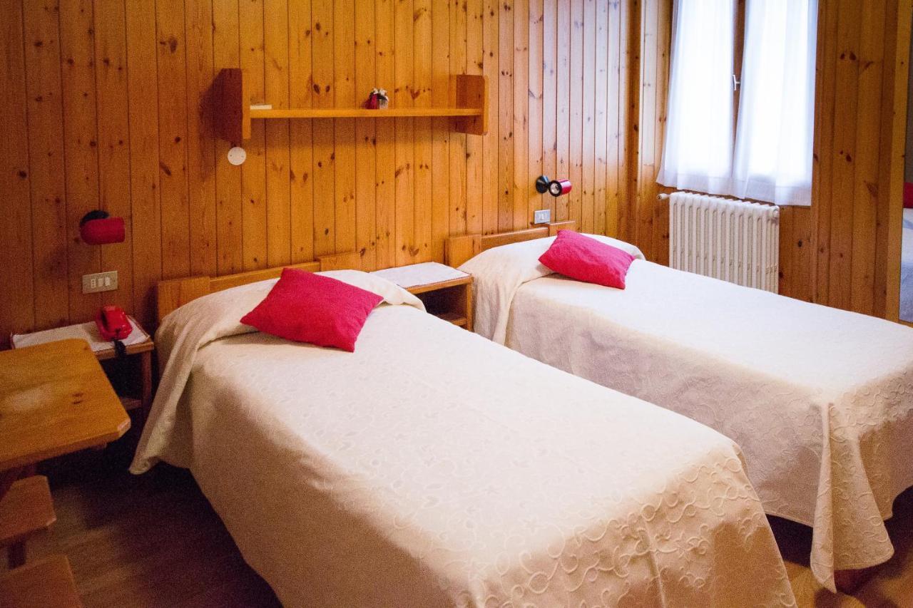 Meuble Albergo Dante Bormio Eksteriør billede